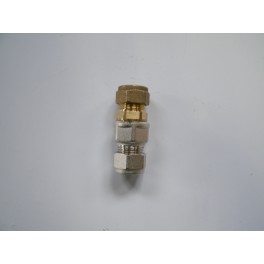 Eurokono overgangskoppeling van koper 15 mm naar meerlagenbuis eventueel los te koppelen 16 mm art.nr.B001 Eurokono overgangskoppeling van koper 15 mm naar meerlagenbuis eventueel los te koppelen 16 mm art.nr.B001