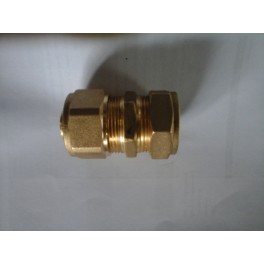 (X)Jora-Overgang-universeel-Voorbeeld van 22 mm Comisa-knel naar 26 mm kunststof meerlagenbuis voordelige manier (X)Jora-Overgang-universeel-Voorbeeld van 22 mm Comisa-knel naar 26 mm kunststof meerlagenbuis voordelige manier