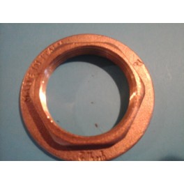 Grote Plaatring "1 1/2 " voor vastzetten van kranen , draadbuis ,koppelingen met draad art F198R006 Grote Plaatring "1 1/2 " voor vastzetten van kranen , draadbuis ,koppelingen met draad art F198R006