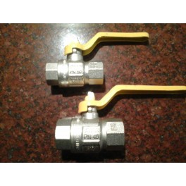Gaskogelkraan alsluiter met handgreep 2 x 3/4 binnendraad Gaskogelkraan alsluiter met handgreep 2 x 3/4 binnendraad