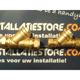 Koopje!! Vuilvanger met zeef voor extra schoon leidingwater 2x 22 mm knelaansluiting art 572962 Koopje!! Vuilvanger met zeef voor extra schoon leidingwater 2x 22 mm knelaansluiting art 572962