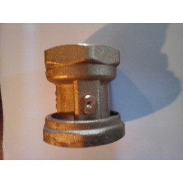 (Special)C.V.- Pomp koppeling met kogelafsl. "1 1/2 " duim draaibare moeraansluiting x 1 1/4 duims binnendraad art 41.32.467 (Special)C.V.- Pomp koppeling met kogelafsl. "1 1/2 " duim draaibare moeraansluiting x 1 1/4 duims binnendraad art 41.32.467