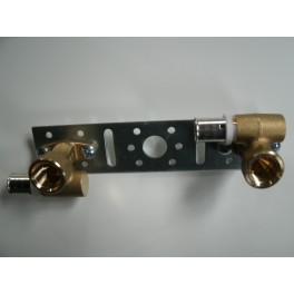 (D7) Comisa Speciale muurplaatbeugels voor o.a.douche/bad/wastafelwateraansluitingen hart op hart 15,3 (D7) Comisa Speciale muurplaatbeugels voor o.a.douche/bad/wastafelwateraansluitingen hart op hart 15,3